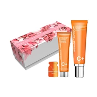 SET DE COSMÉTICOS GERMAINE DE CAPUCCINI TIMEXPERT RADIANCE C+ 3 PIEZAS